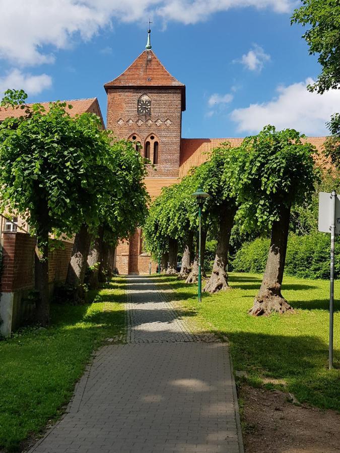 Ferienwohnung In Ostseenaehe 格雷沃斯米伦 外观 照片